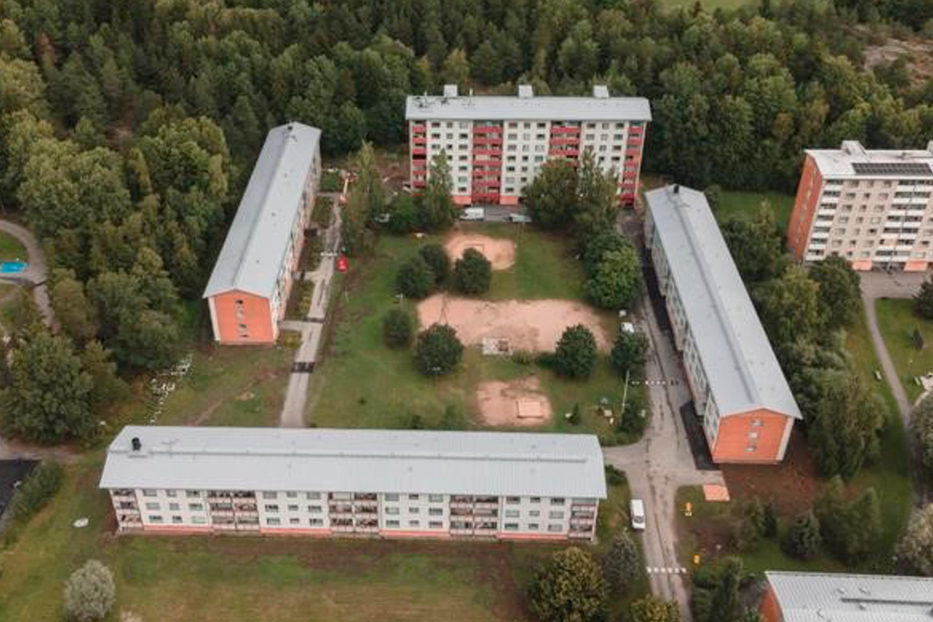 As Oy Turun Pihlajanmarja - Rakennus Revel Oy